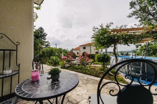 Villa Sarah Klimno Extérieur photo